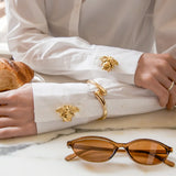 Button Jewelry Bee