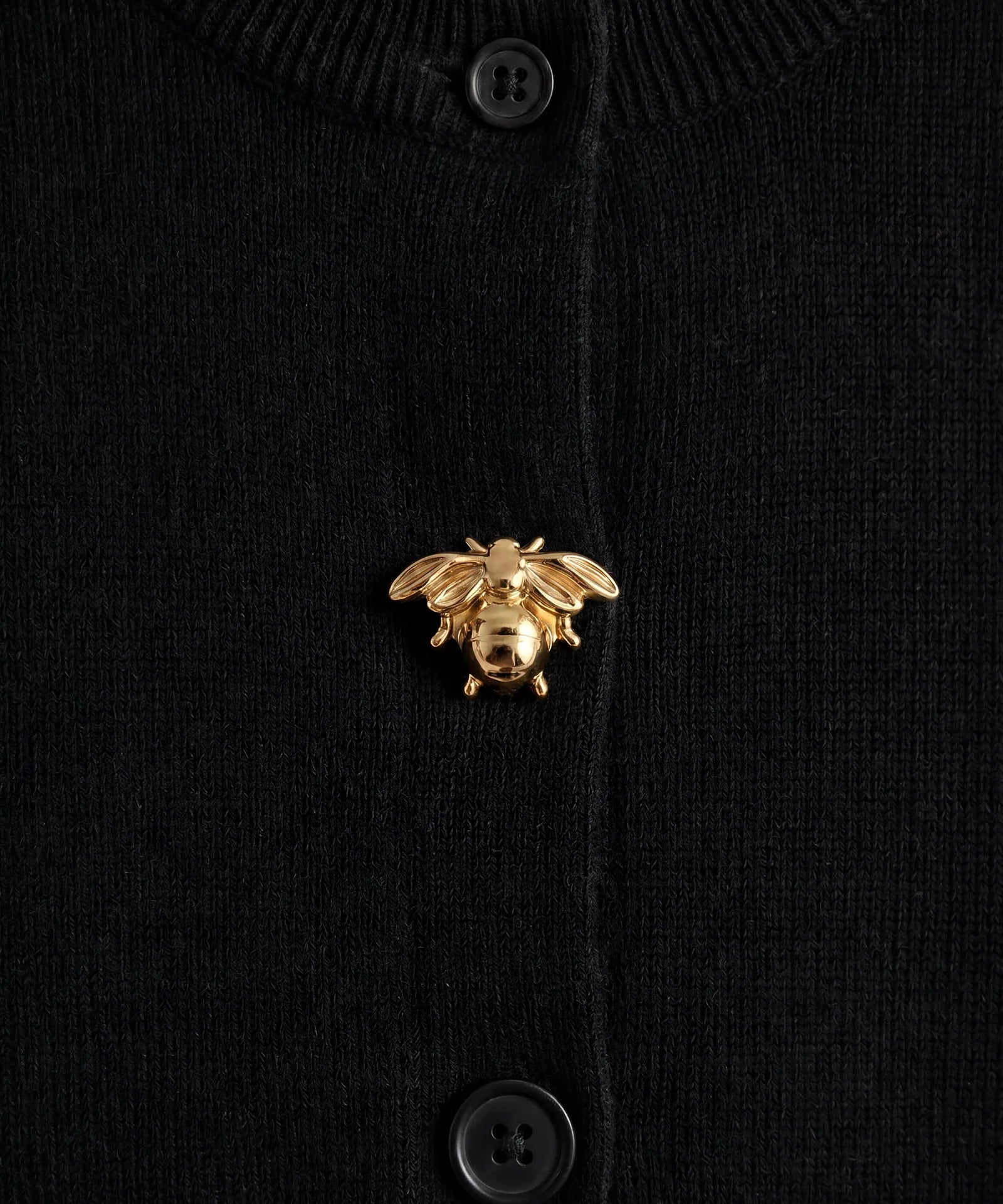 Button Jewelry Bee